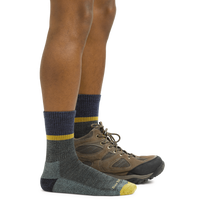 Darn Tough Mens Ranger Micro Crew Socks,MENSSOCKSMEDIUM,DARN TOUGH,Gear Up For Outdoors,