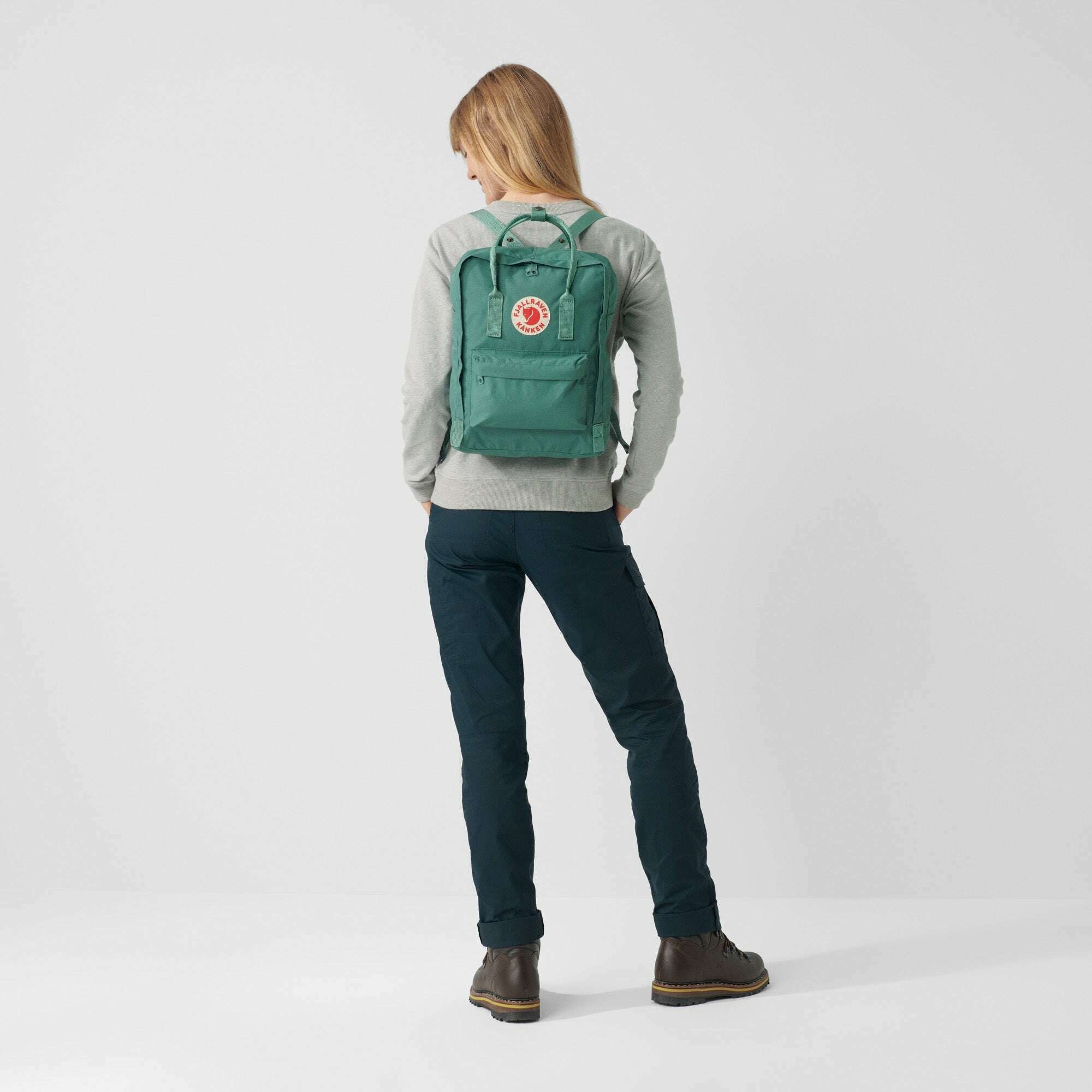 Fjallraven kanken daypack forest green deals